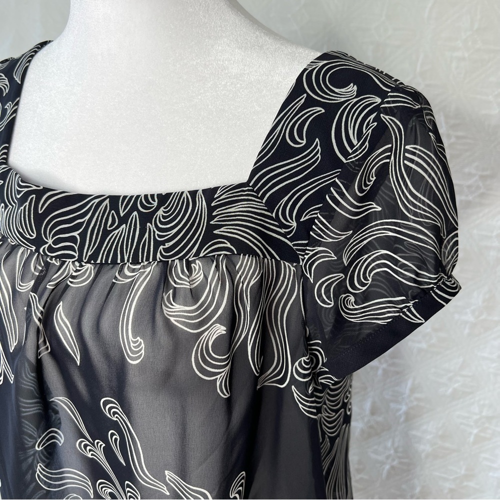 ! Ann Taylor  Summer Womens Blouse - Picture 5 of 9